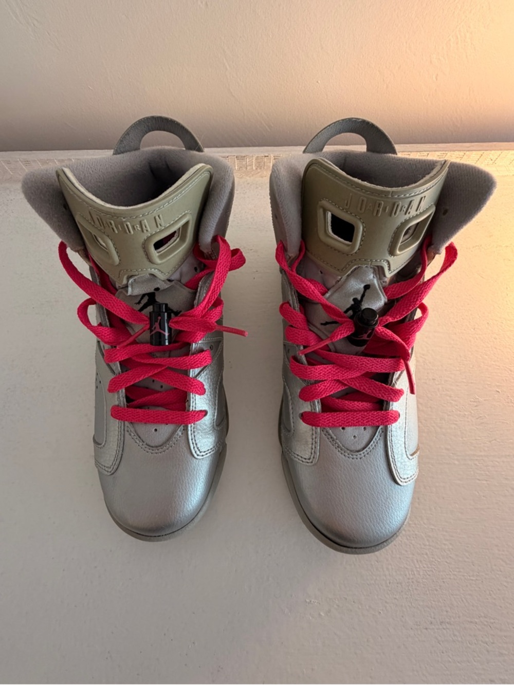 Air Jordan 6 Retro “Valentines Day”